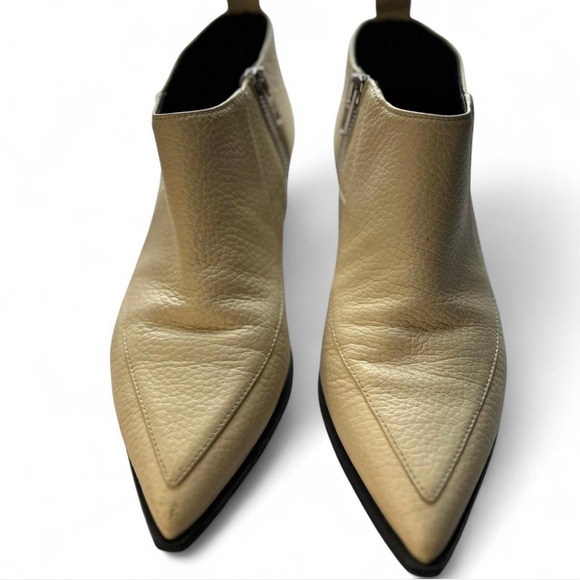 Everlane Cream Leather Ankle Boots Size 8 - Picture 5 of 9